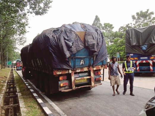Illegal foreign drivers: They number in the thousands, says S"gor RTD